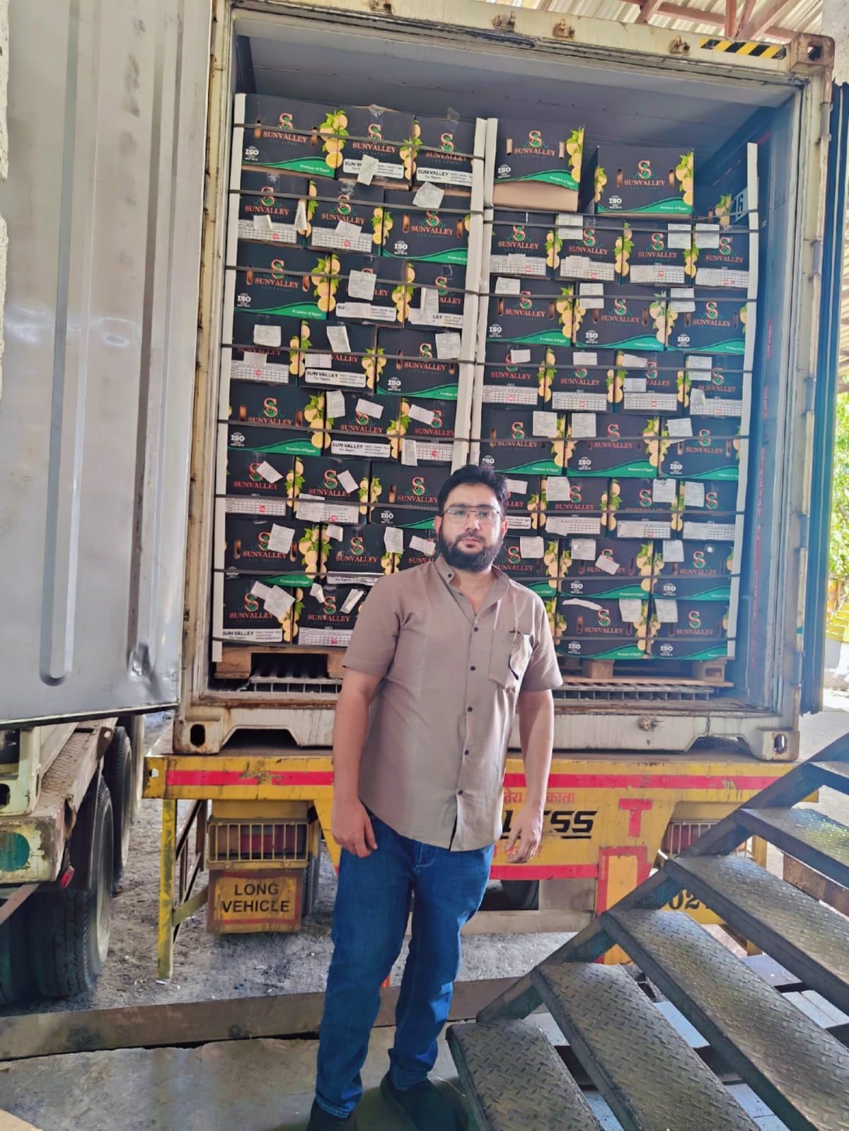 Mohammad Kashif Shaikh of Madiha Overseas with clients, partners and shipments, photo 15